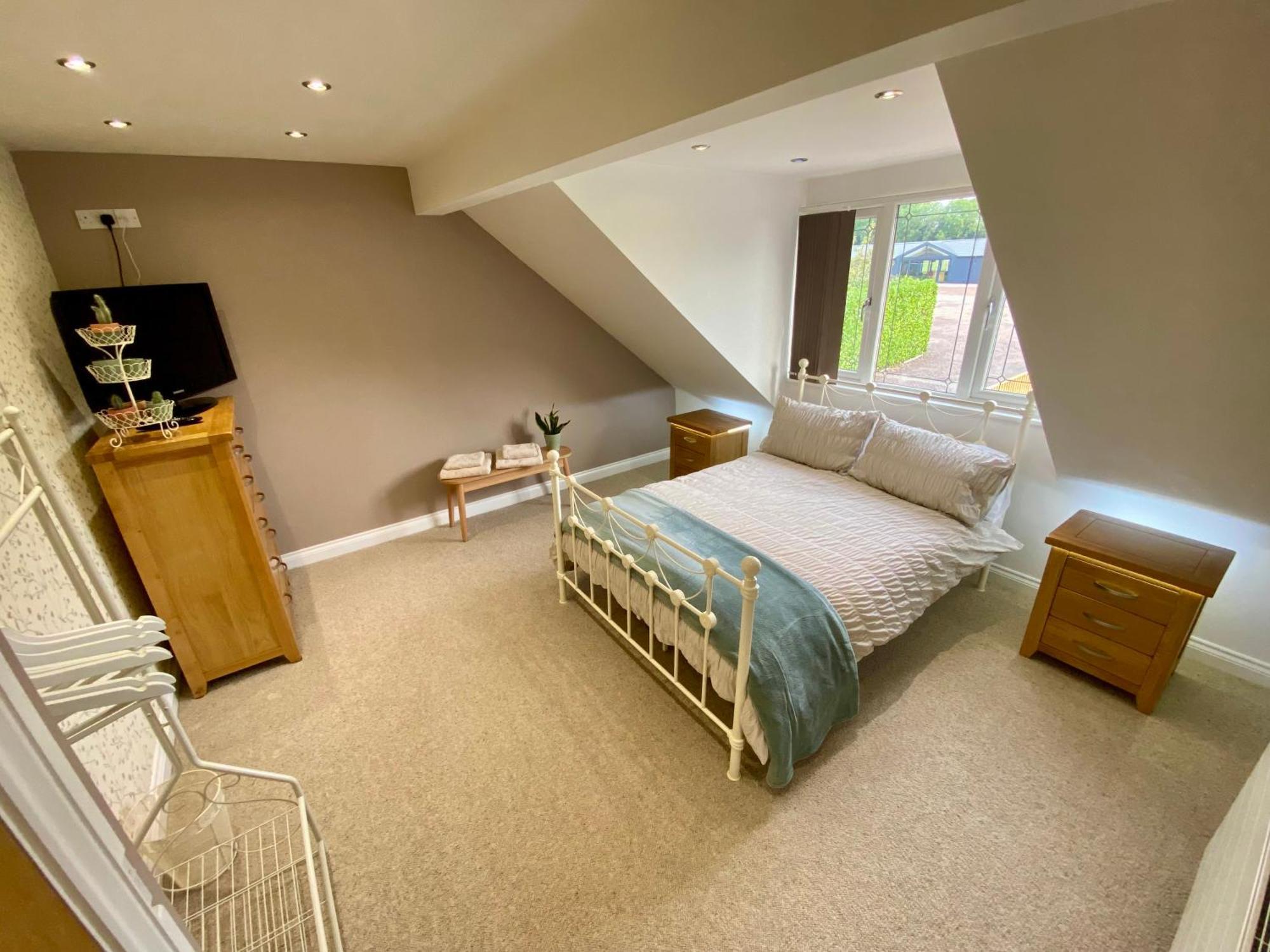 Countryside Family Home Keynsham Exteriér fotografie